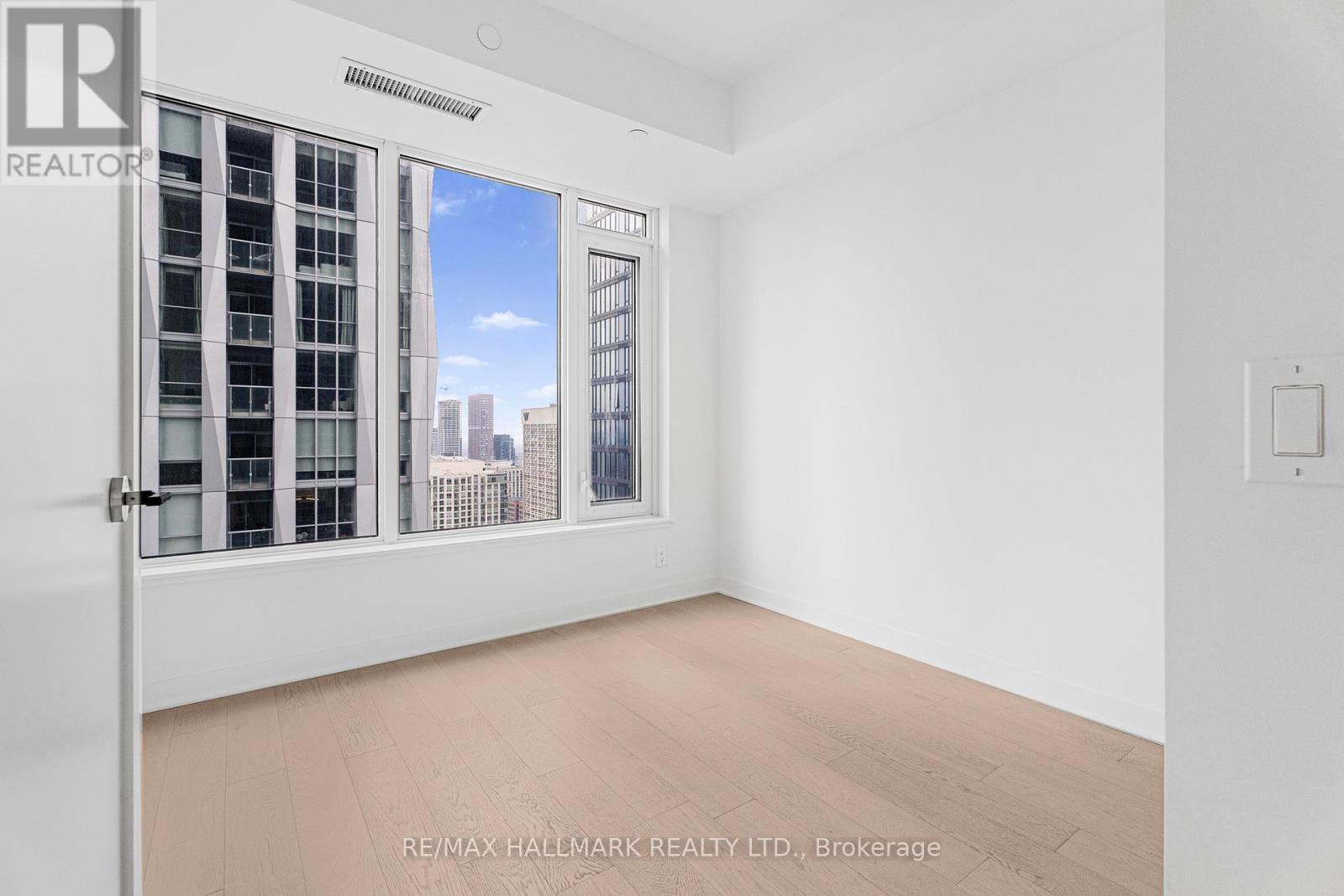 3406 - 11 Yorkville Avenue, Toronto, Ontario  M4W 1L2 - Photo 18 - C13557742