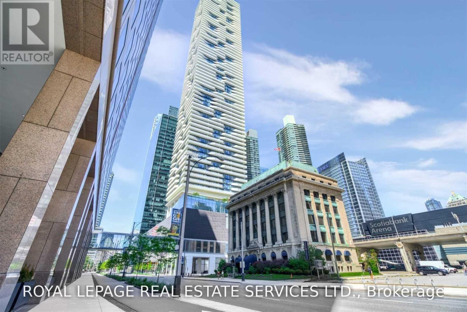 6308 - 100 Harbour Street, Toronto, Ontario  M5J 0B5 - Photo 1 - C13557784