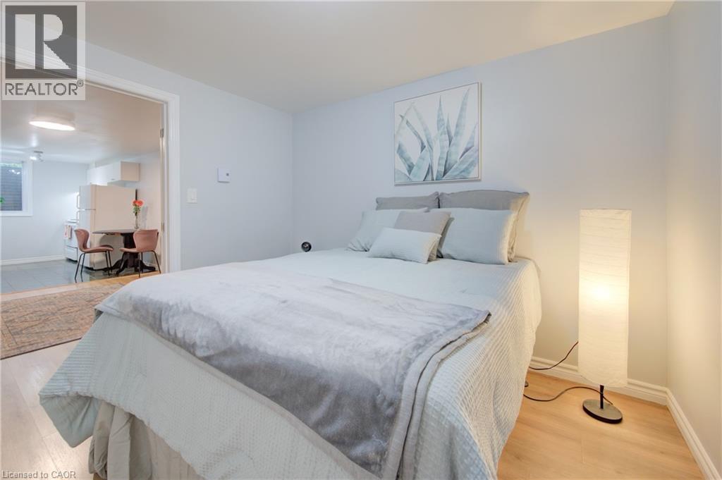 250 Dinison Crescent, Kitchener, Ontario  N2E 3G8 - Photo 35 - 40847672