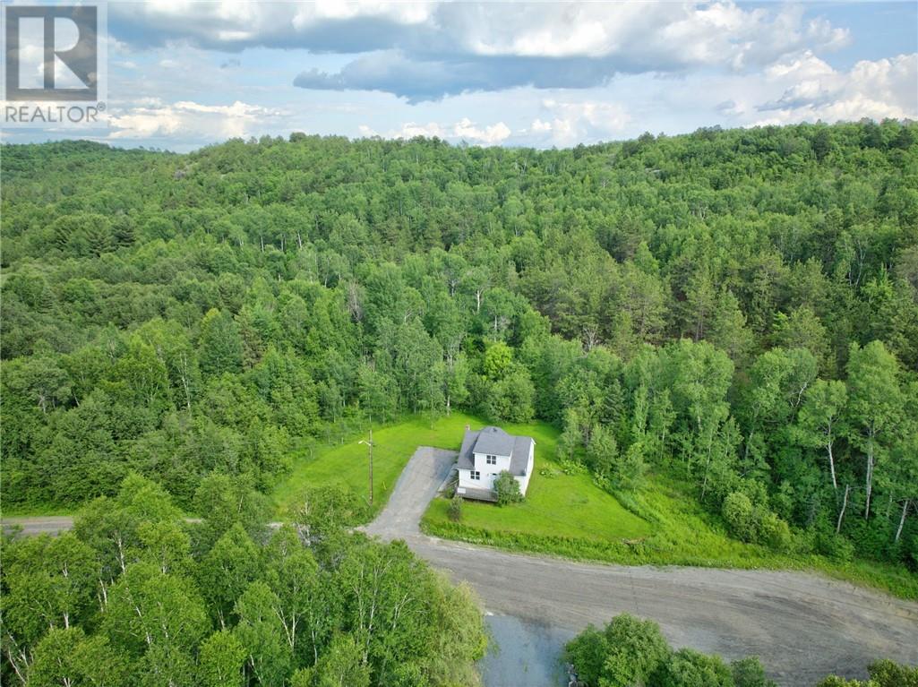 4050 Ristimaki Road, Sudbury, Ontario  P3G 1M4 - Photo 3 - 2129192