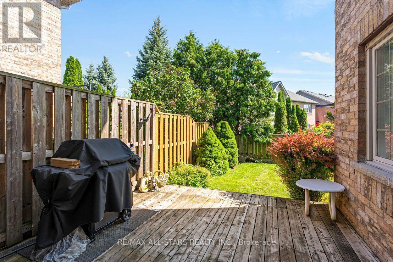 113 Louisbourg Way, Markham, Ontario  L6E 2A2 - Photo 40 - N13557694