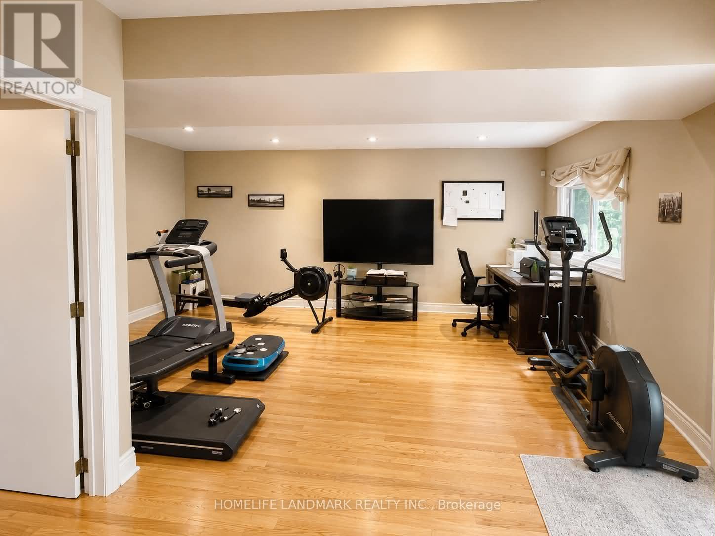 75 Cumberland Drive, Mississauga, Ontario  L5G 3N1 - Photo 8 - W13516576