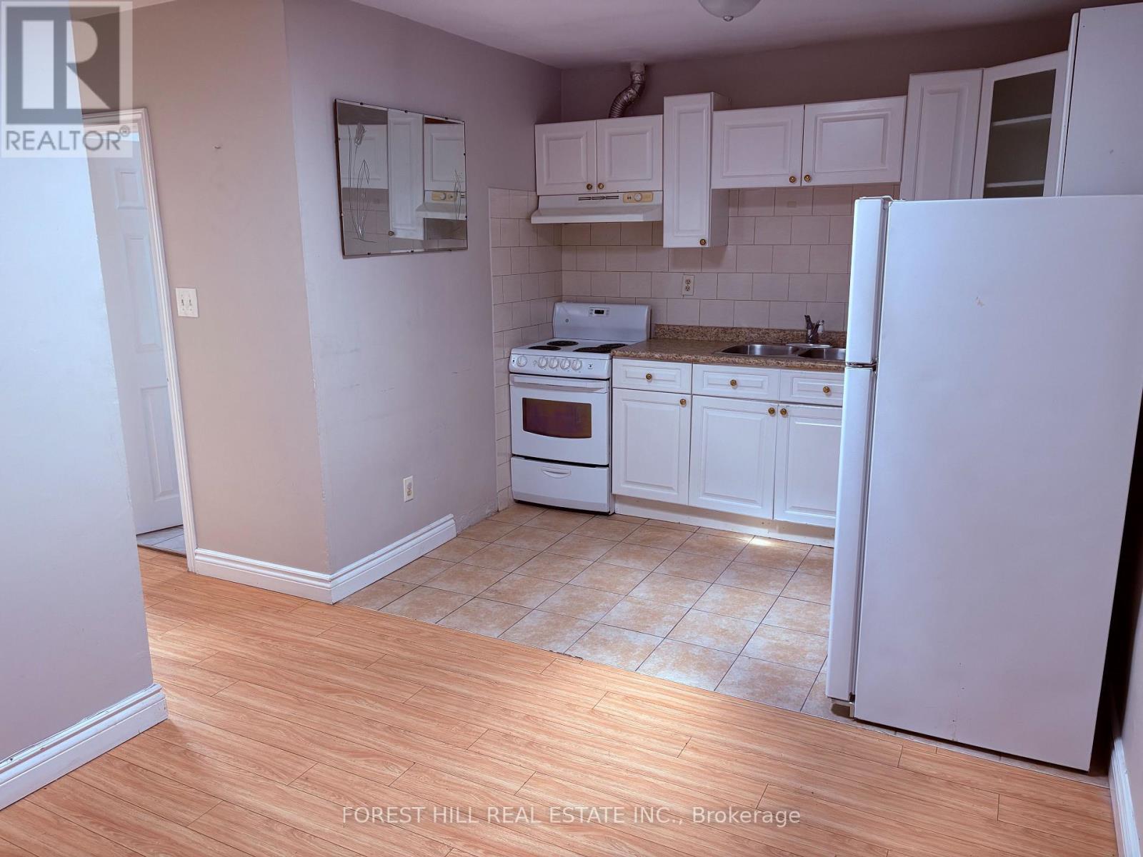 1 - 2530 Eglinton Avenue W, Toronto, Ontario  M6M 1T1 - Photo 2 - W13557762