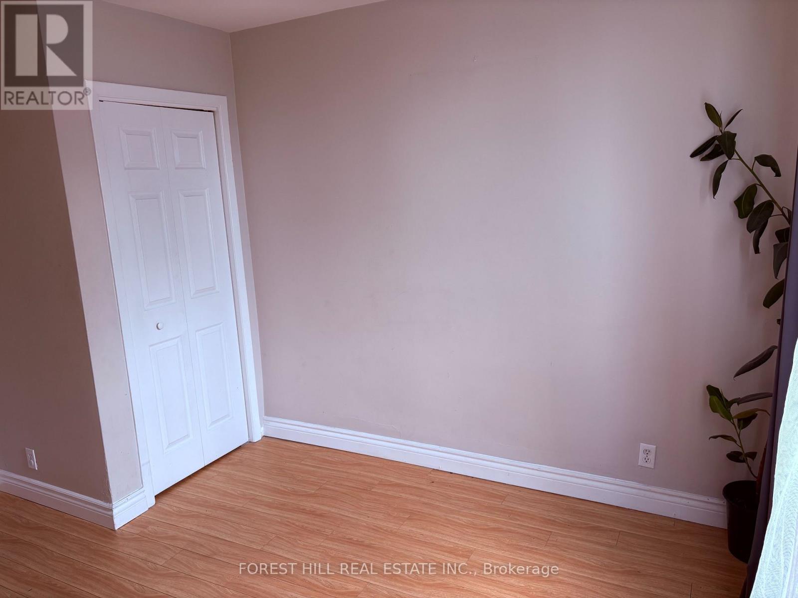 1 - 2530 Eglinton Avenue W, Toronto, Ontario  M6M 1T1 - Photo 5 - W13557762