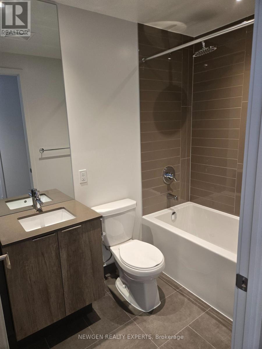 4701 - 448 Burnhamthorpe Road W, Mississauga, Ontario  L5B 0R4 - Photo 5 - W13557766