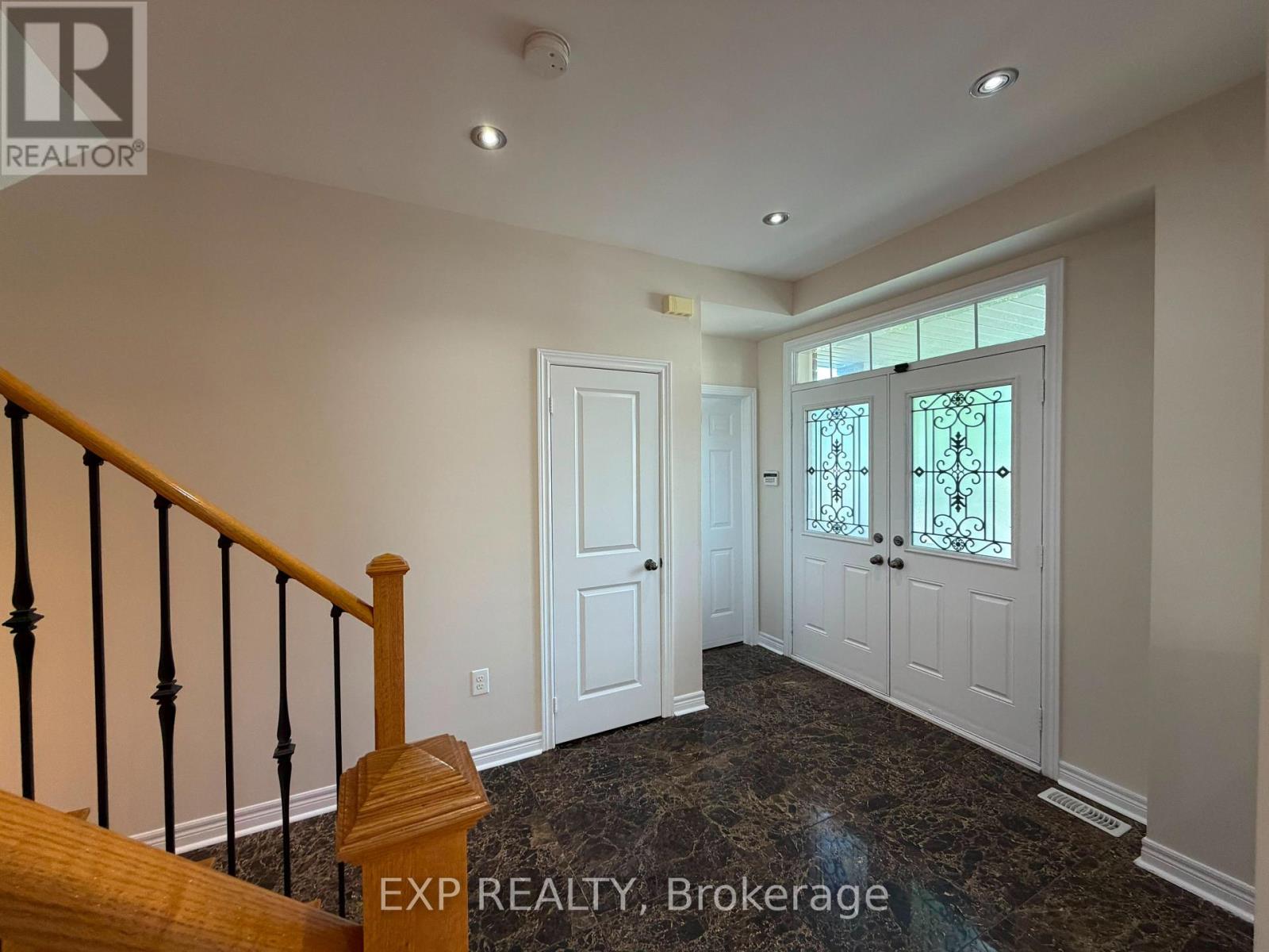 17 Yardmaster Drive, Brampton, Ontario  L7A 3Z9 - Photo 6 - W13557812