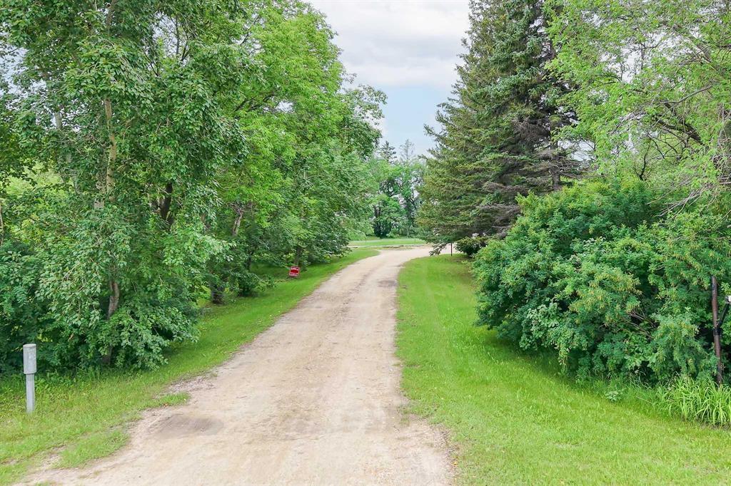 22010 405 Highway, Ile Des Chenes, Manitoba  R0A 0T4 - Photo 1 - 202615614