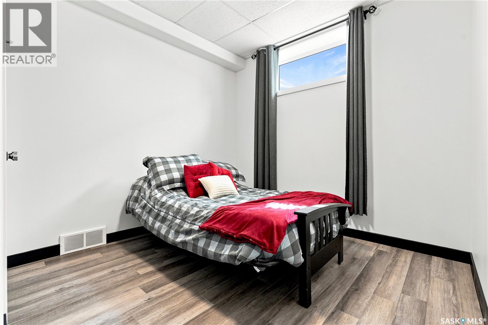 619 Kenaschuk Crescent, Saskatoon, Saskatchewan  S7W 0Y4 - Photo 48 - SK042415
