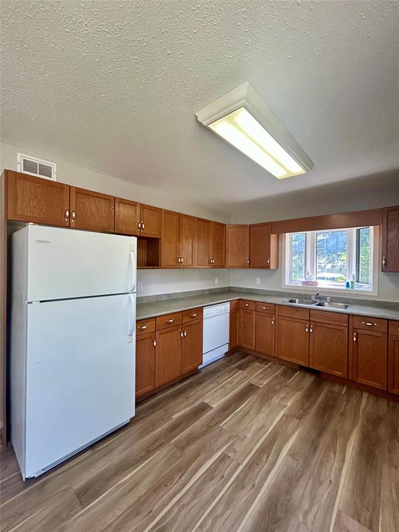 526 Second Avenue, Carberry, Manitoba  R0K 0H0 - Photo 10 - 202615212