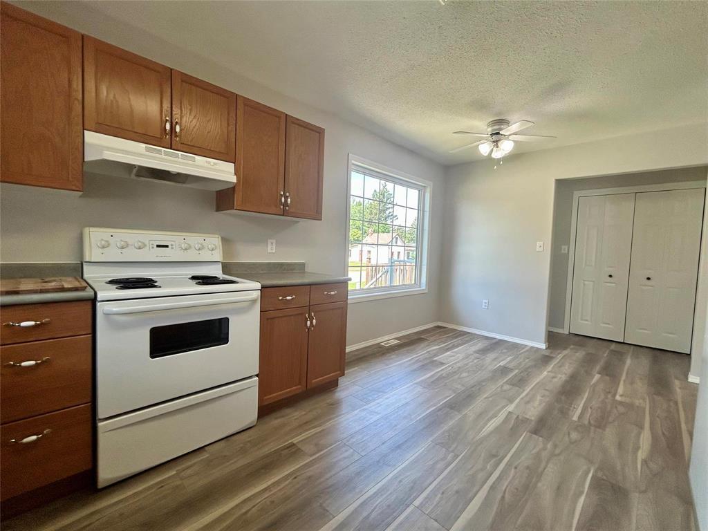 526 Second Avenue, Carberry, Manitoba  R0K 0H0 - Photo 12 - 202615212