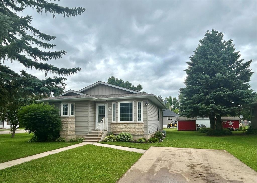 526 Second Avenue, Carberry, Manitoba  R0K 0H0 - Photo 21 - 202615212