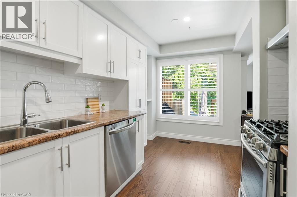 2215 Cleaver Avenue Unit# 16, Burlington, Ontario  L7M 4C5 - Photo 12 - 40833669