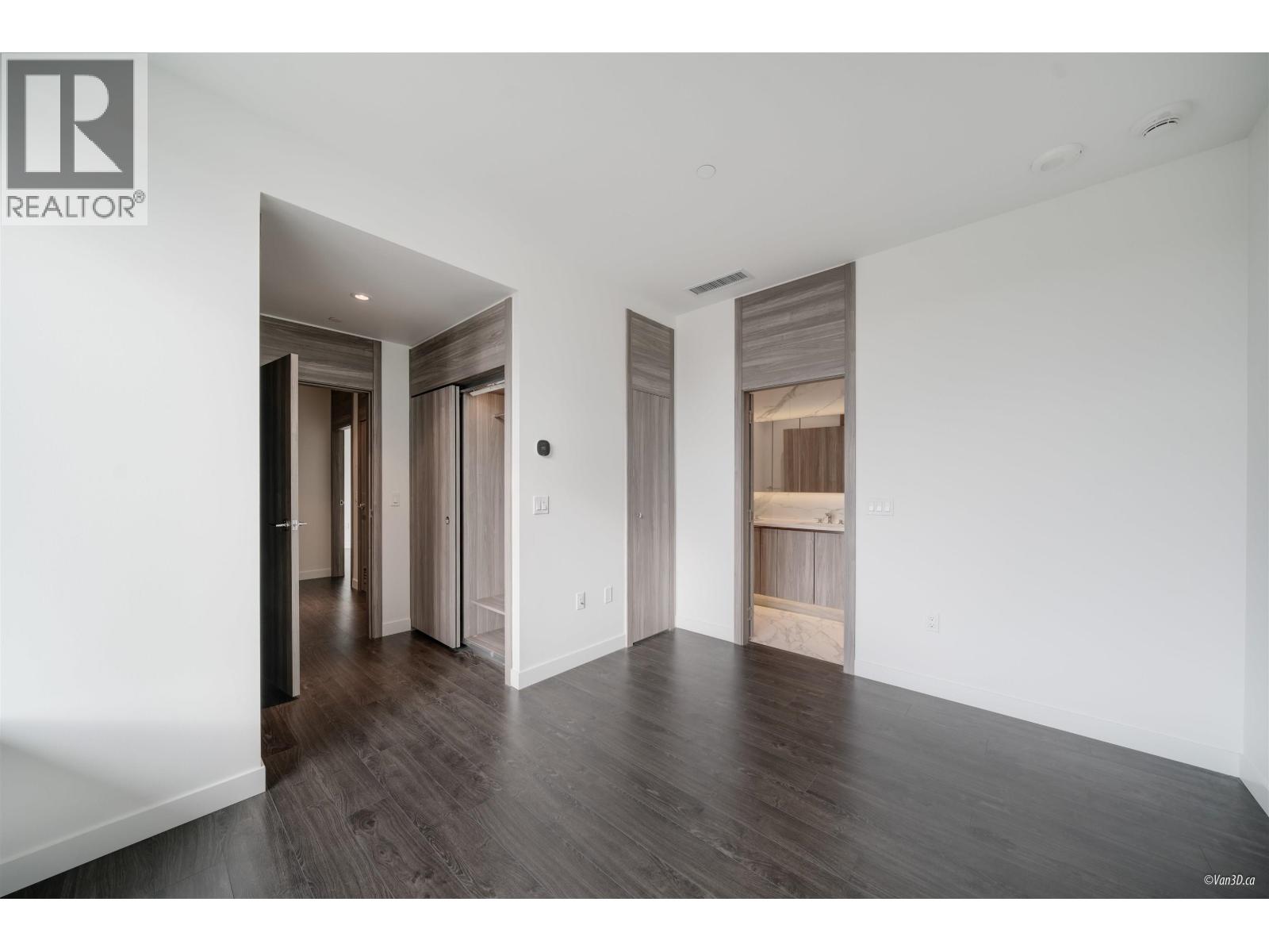 TH-03 8555 CAPSTAN WAY — photo 17