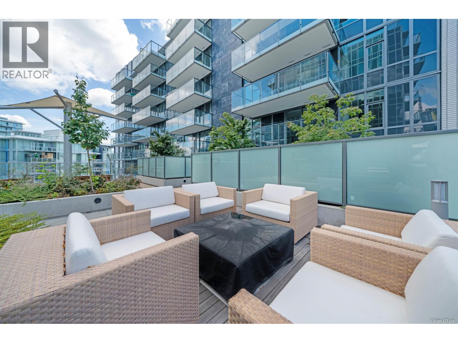 TH-03 8555 CAPSTAN WAY — photo 37