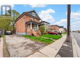 90 PARK ROAD S, Oshawa, Ontario