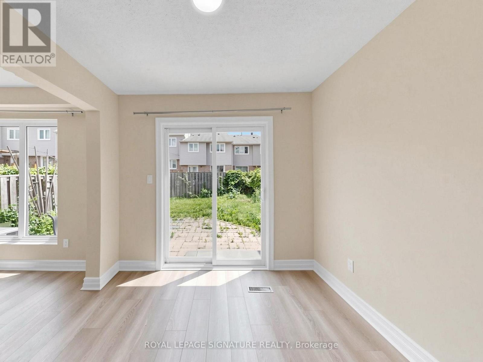 19 Troyer Court, Vaughan, Ontario  L4C 0T4 - Photo 12 - N13492548