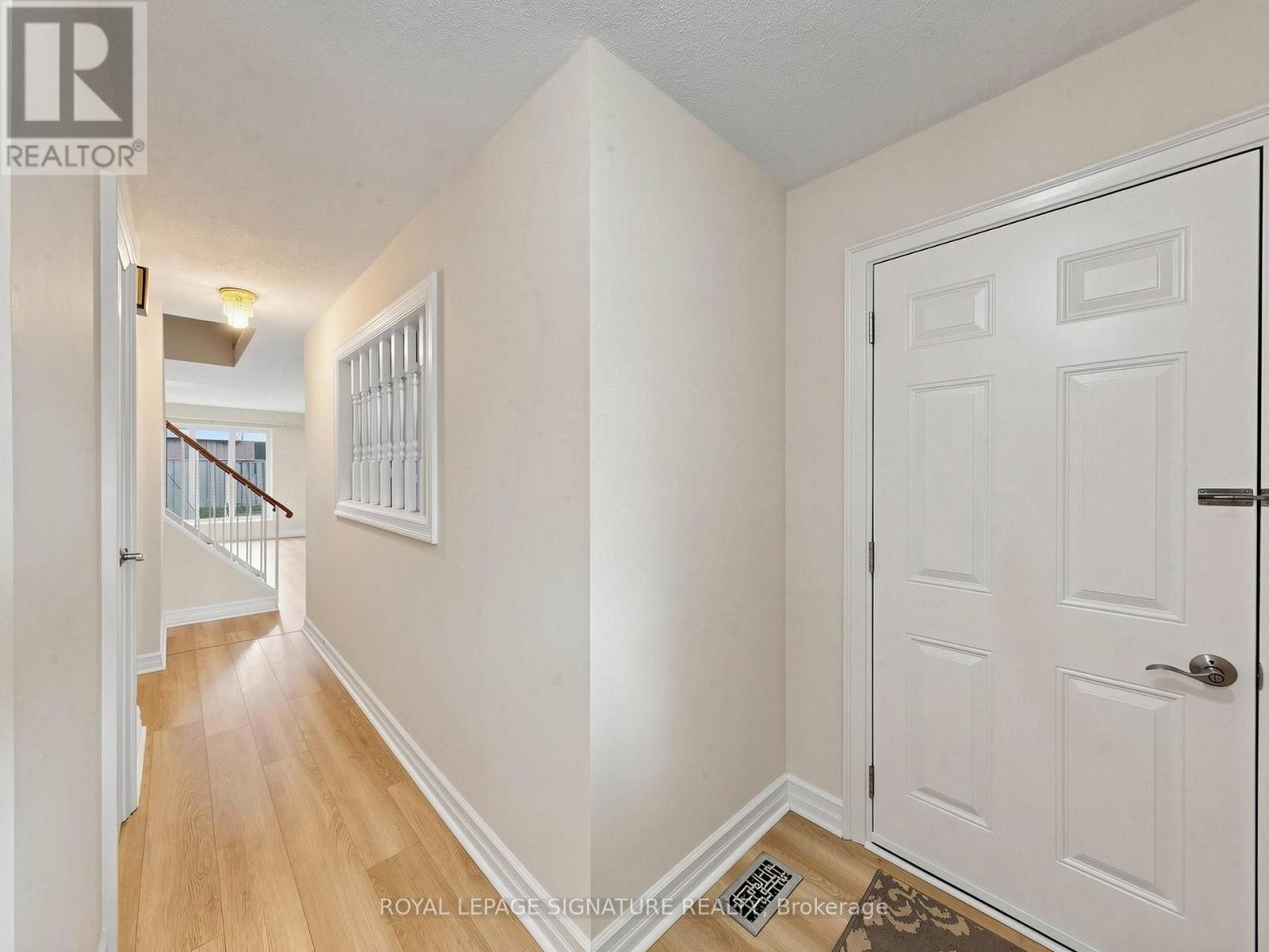 19 Troyer Court, Vaughan, Ontario  L4C 0T4 - Photo 16 - N13492548