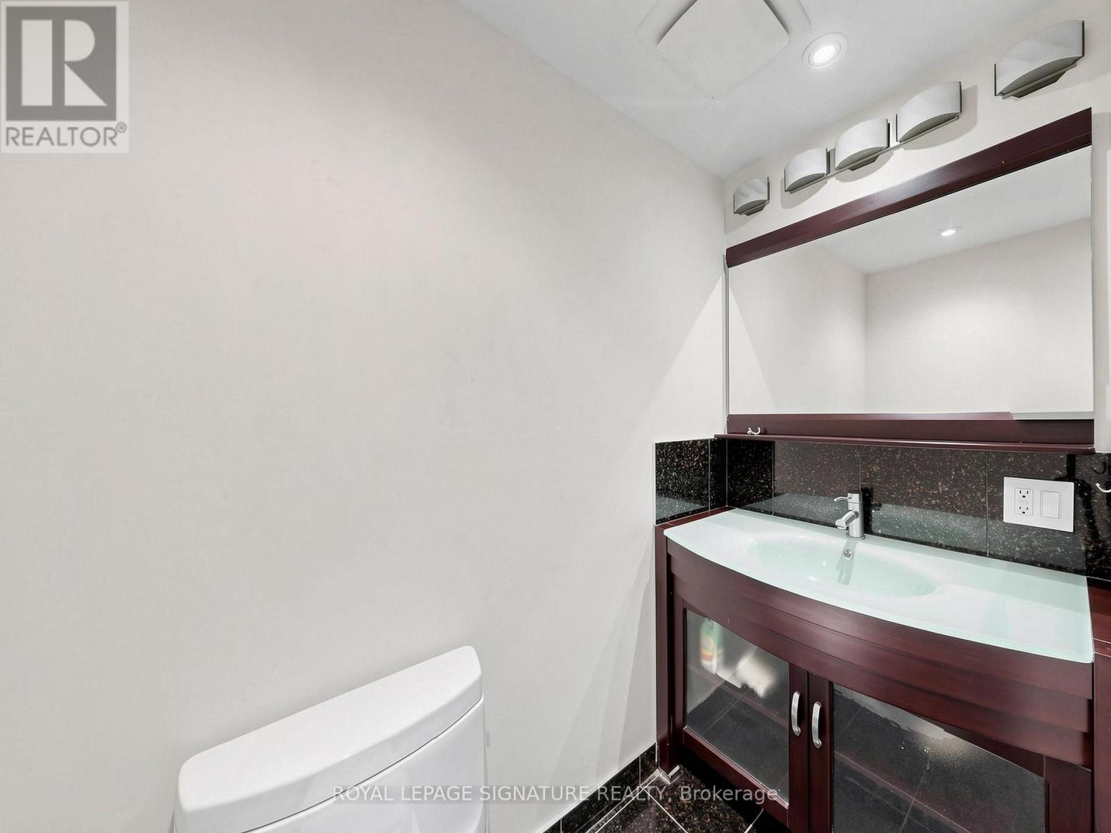 19 Troyer Court, Vaughan, Ontario  L4C 0T4 - Photo 21 - N13492548
