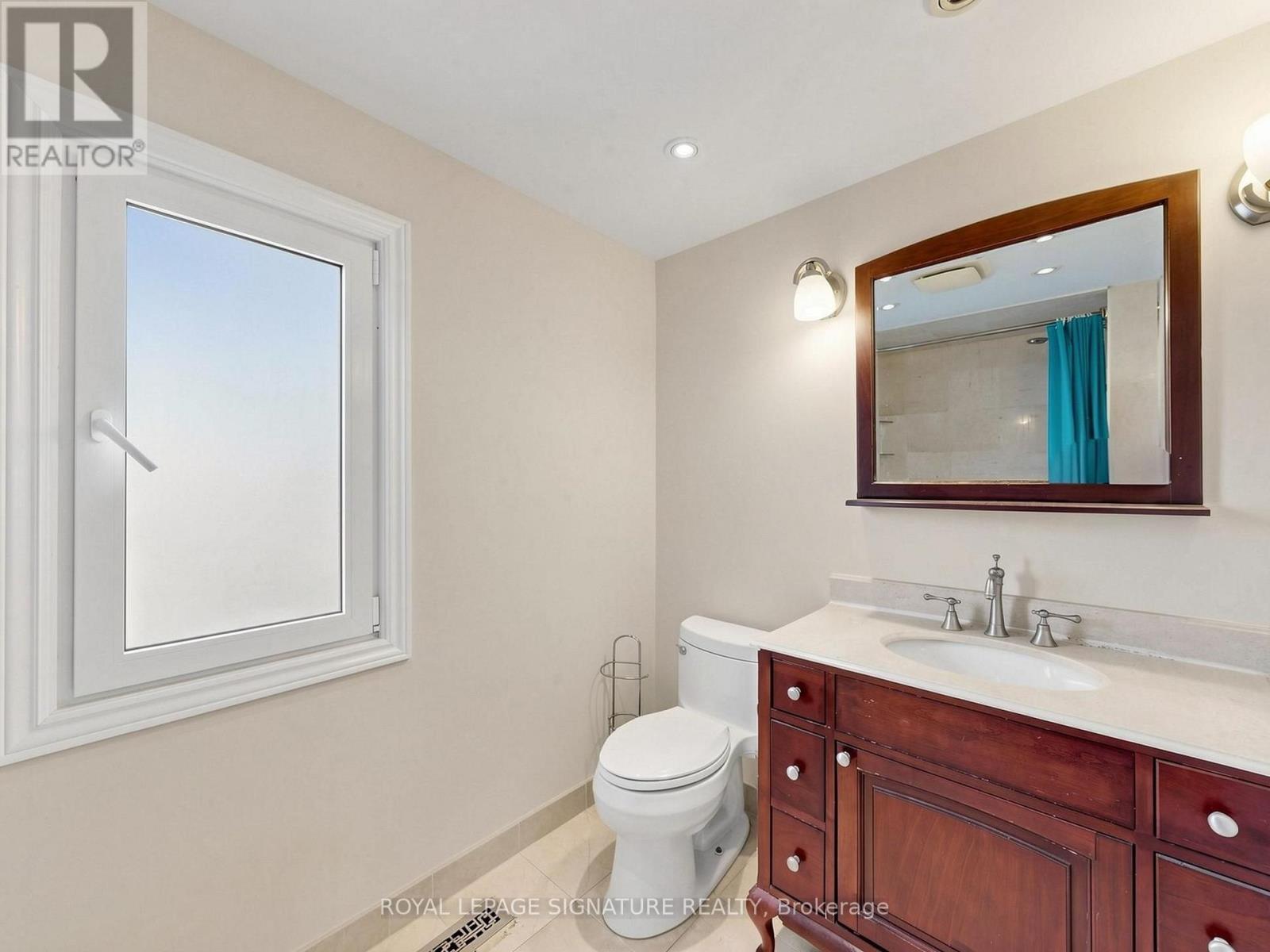 19 Troyer Court, Vaughan, Ontario  L4C 0T4 - Photo 28 - N13492548