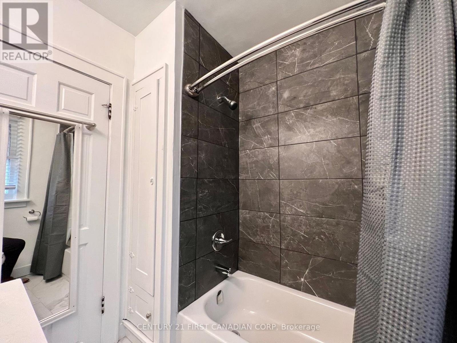 27 Wharncliffe Road S, London South, Ontario  N6J 2J5 - Photo 13 - X13528054