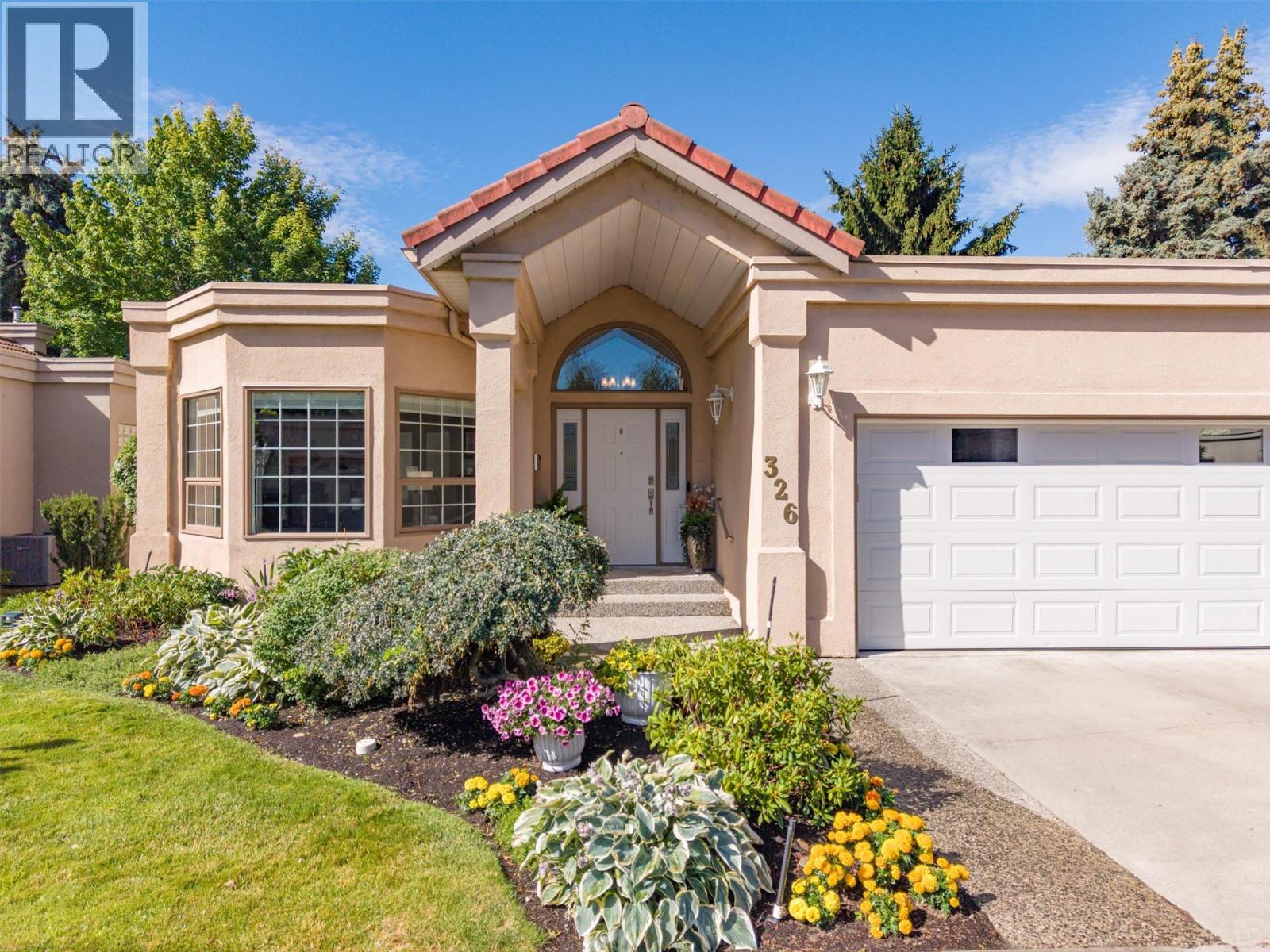 650 Lexington Drive Unit# 326, Kelowna, British Columbia  V1W 3B6 - Photo 2 - 10394486