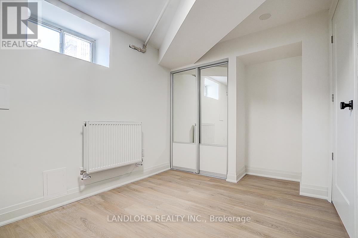 Lower Unit - 75 Kendal Avenue, Toronto, Ontario  M5R 1L8 - Photo 24 - C13557900