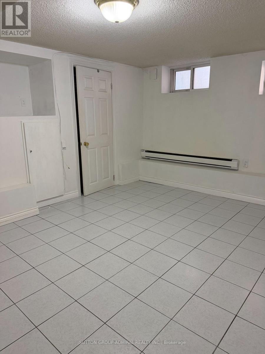 B - 1188 Avenue Road, Toronto, Ontario M5N 2G1 - Photo 3 - C13557992