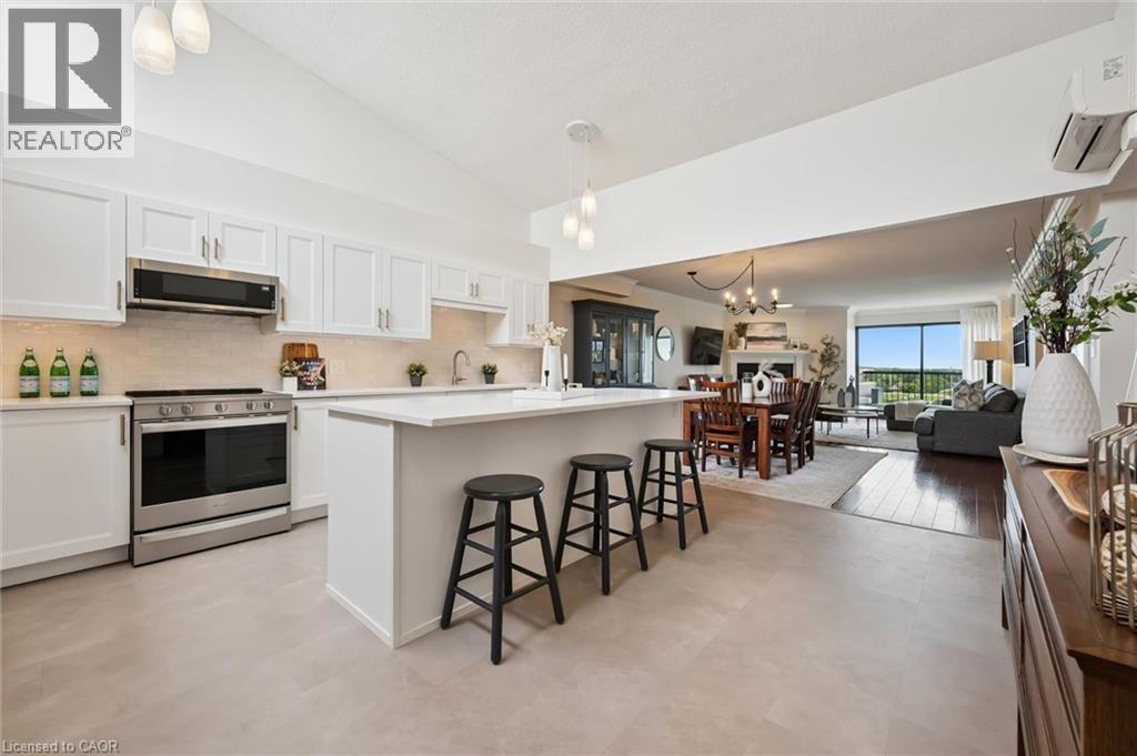 260 Sheldon Avenue N Unit# Ph2, Kitchener, Ontario N2H 6P2 - Photo 2 - 40846631