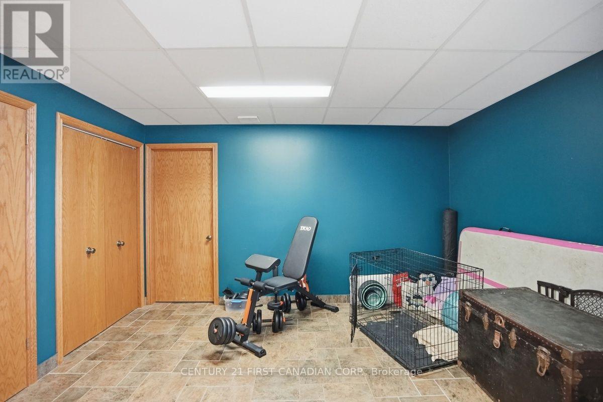 3159 Nauvoo Road, Brooke-Alvinston, Ontario  N0N 1A0 - Photo 22 - X13557954
