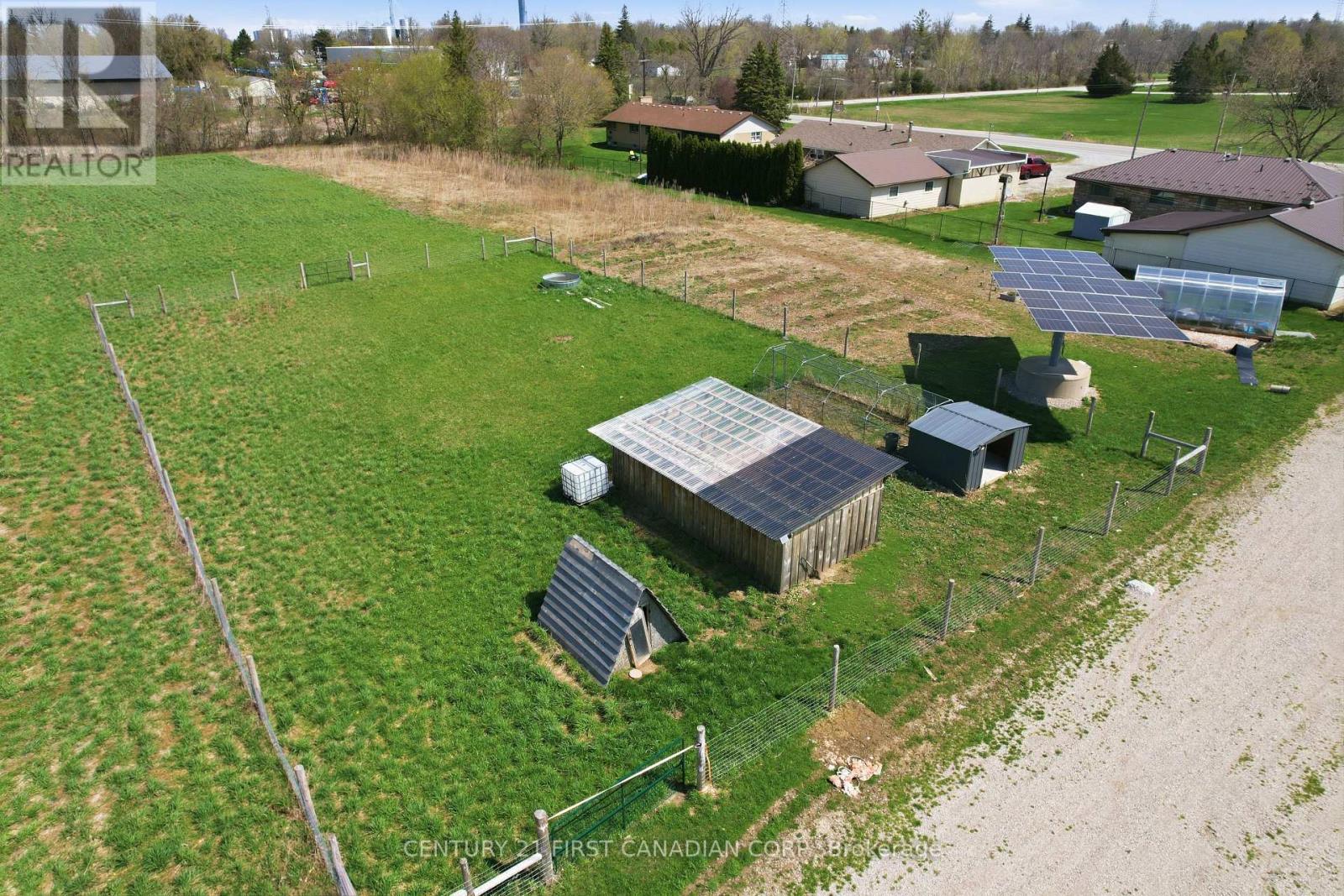 3159 Nauvoo Road, Brooke-Alvinston, Ontario  N0N 1A0 - Photo 38 - X13557954