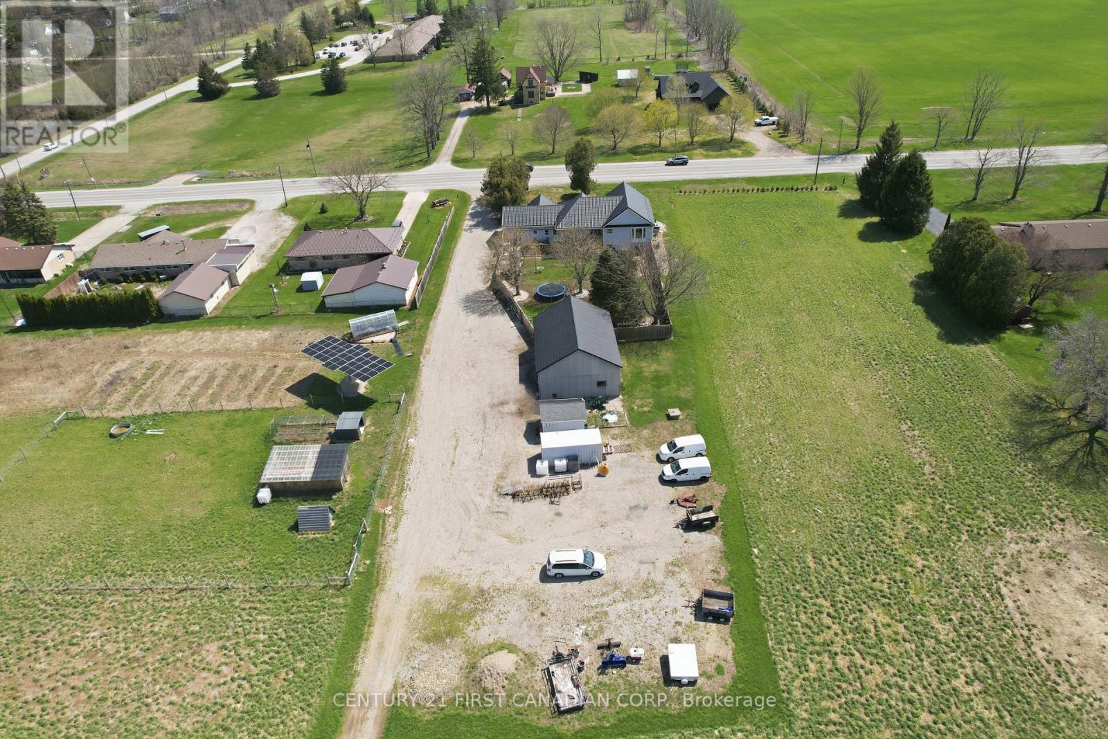 3159 Nauvoo Road, Brooke-Alvinston, Ontario  N0N 1A0 - Photo 42 - X13557954