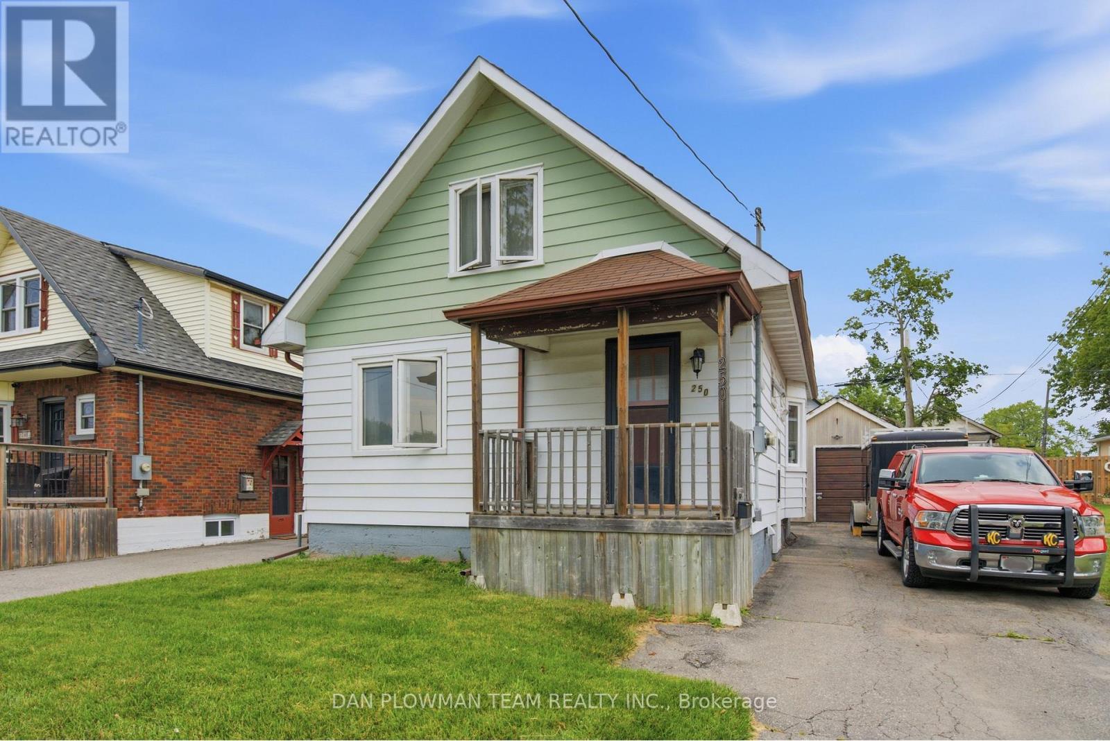 250 MITCHELL AVENUE, Oshawa (Central)