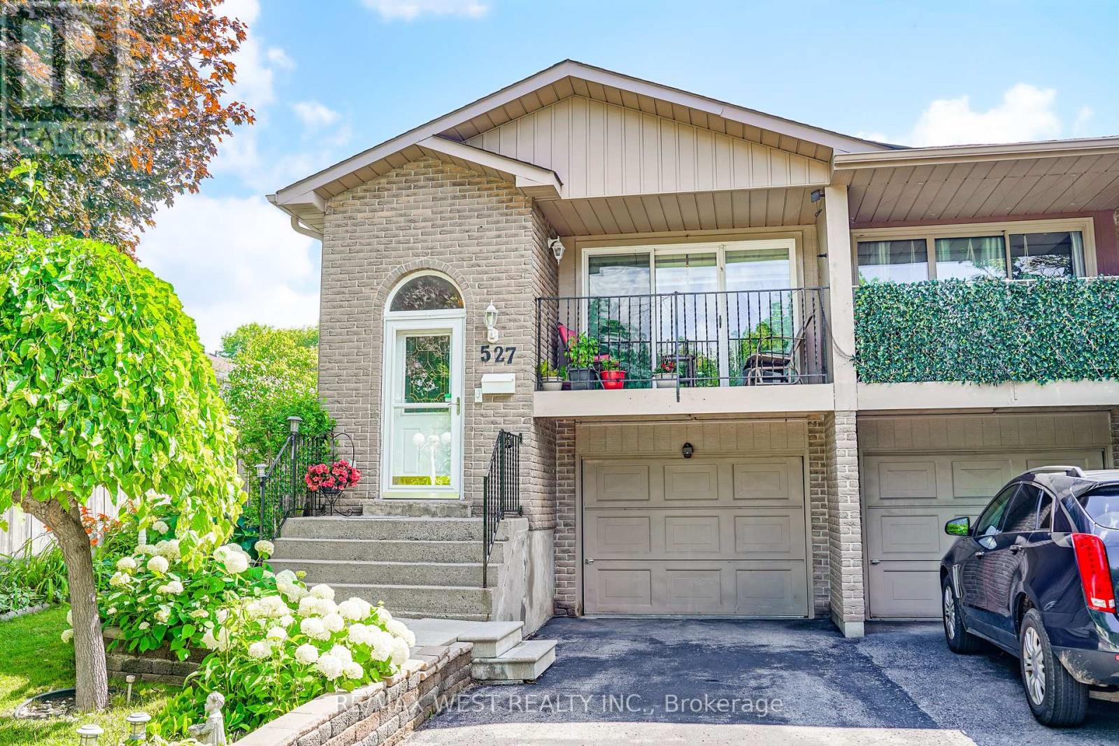 527 Birkdale Street, Oshawa, Ontario  L1H 8C3 - Photo 1 - E13557966