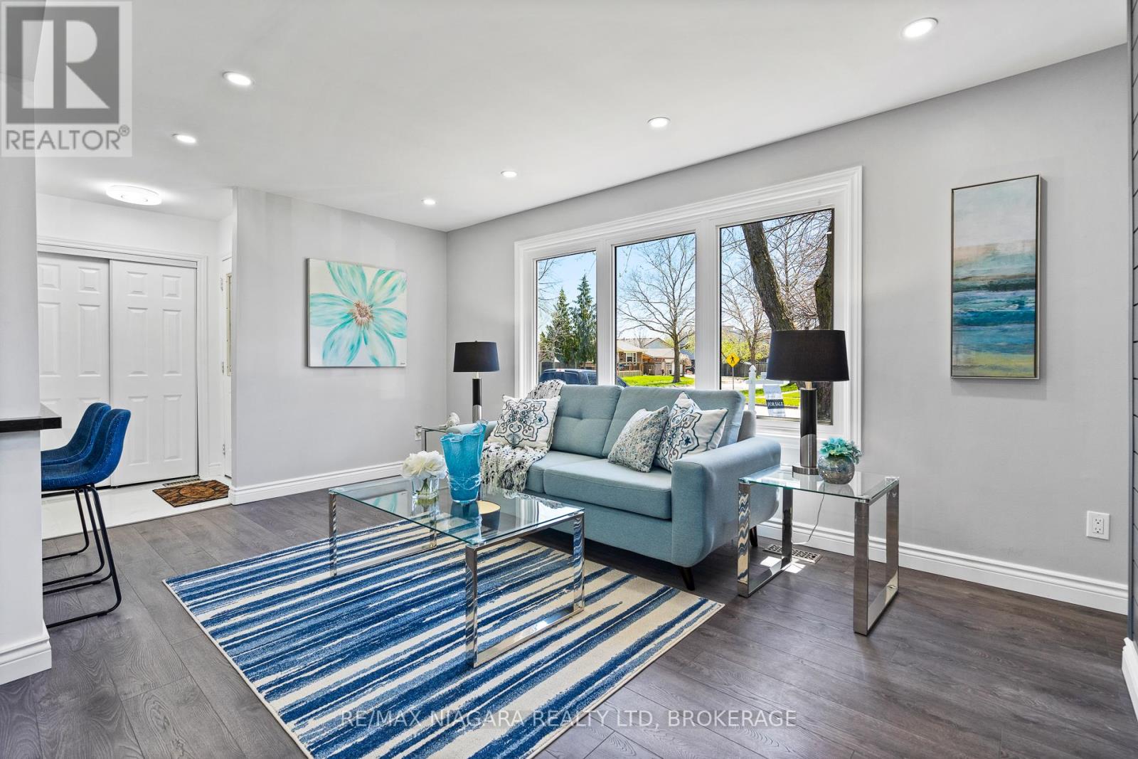 Upper - 8235 Paddock Trail Drive, Niagara Falls, Ontario  L2H 1X1 - Photo 4 - X13557936
