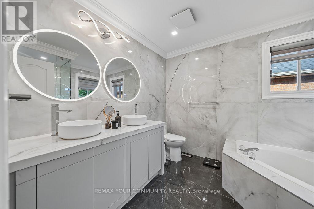 5 Amaryllis Avenue, Richmond Hill, Ontario  L4E 3T7 - Photo 14 - N13557242