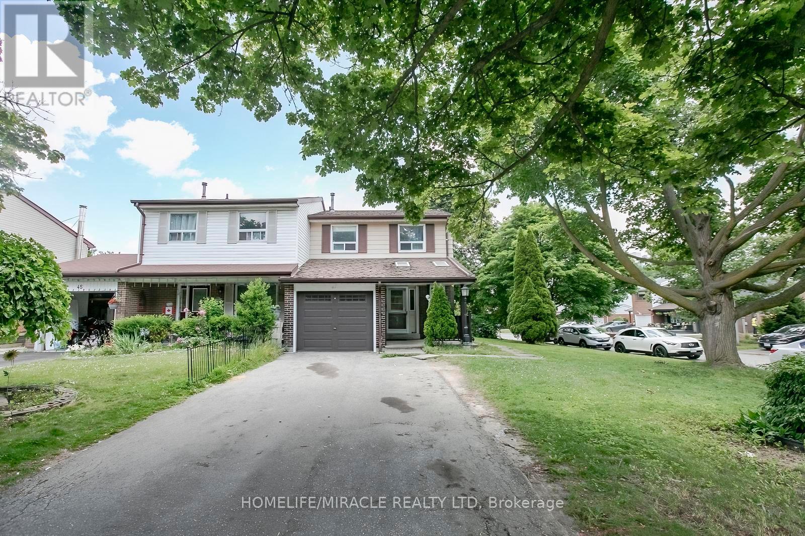47 LONGBOURNE CRESCENT, Brampton, Ontario