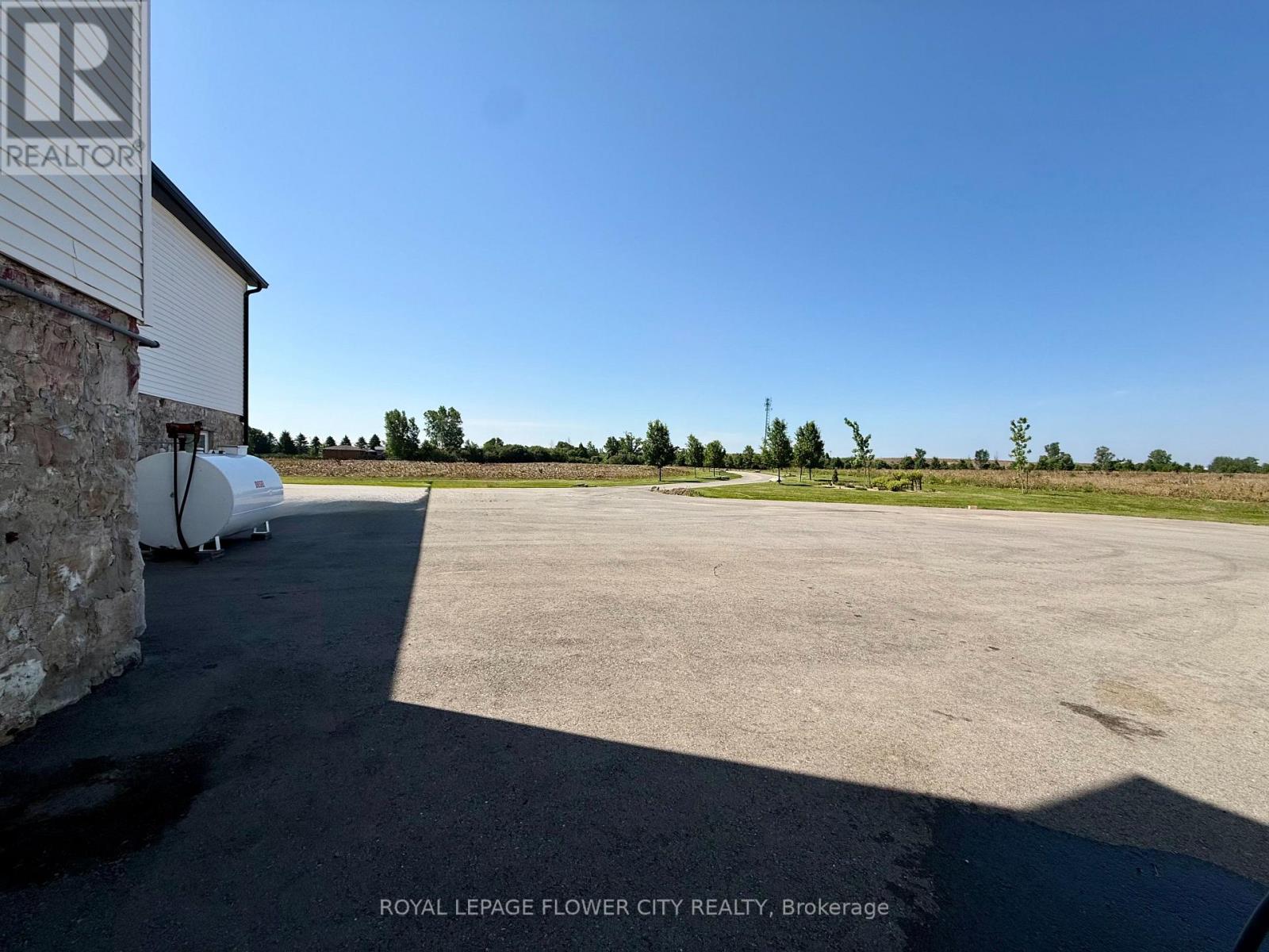 957 Brock Road, Hamilton, Ontario  L9H 5E4 - Photo 5 - X13555430