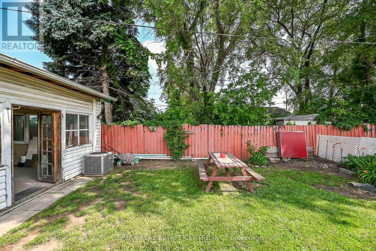220 Paling Avenue, Hamilton, Ontario  L8H 5J7 - Photo 35 - X13557842