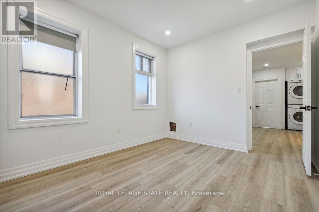2 - 132 PROSPECT STREET S