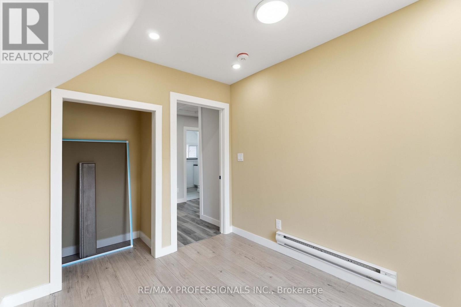 # Upper - 759 Barton Street E, Hamilton, Ontario  L8L 3A9 - Photo 19 - X13558004