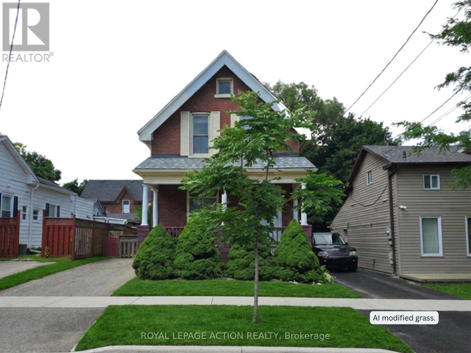 196 WELLINGTON STREET, Brantford, Ontario
