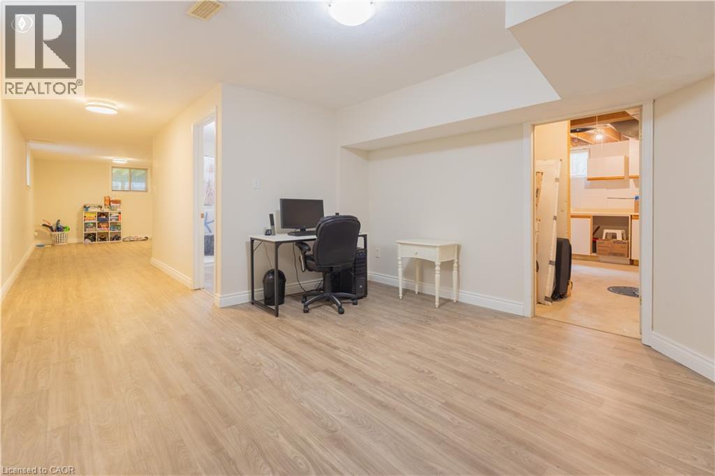 104 Kent Street, Cambridge, Ontario  N1S 4H2 - Photo 33 - 40845771