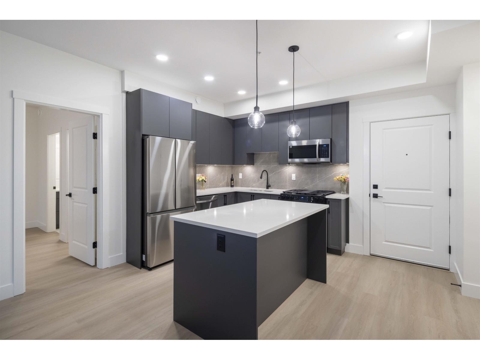 310 3480 146a, Surrey, British Columbia  V4P 0H6 - Photo 3 - R3145650