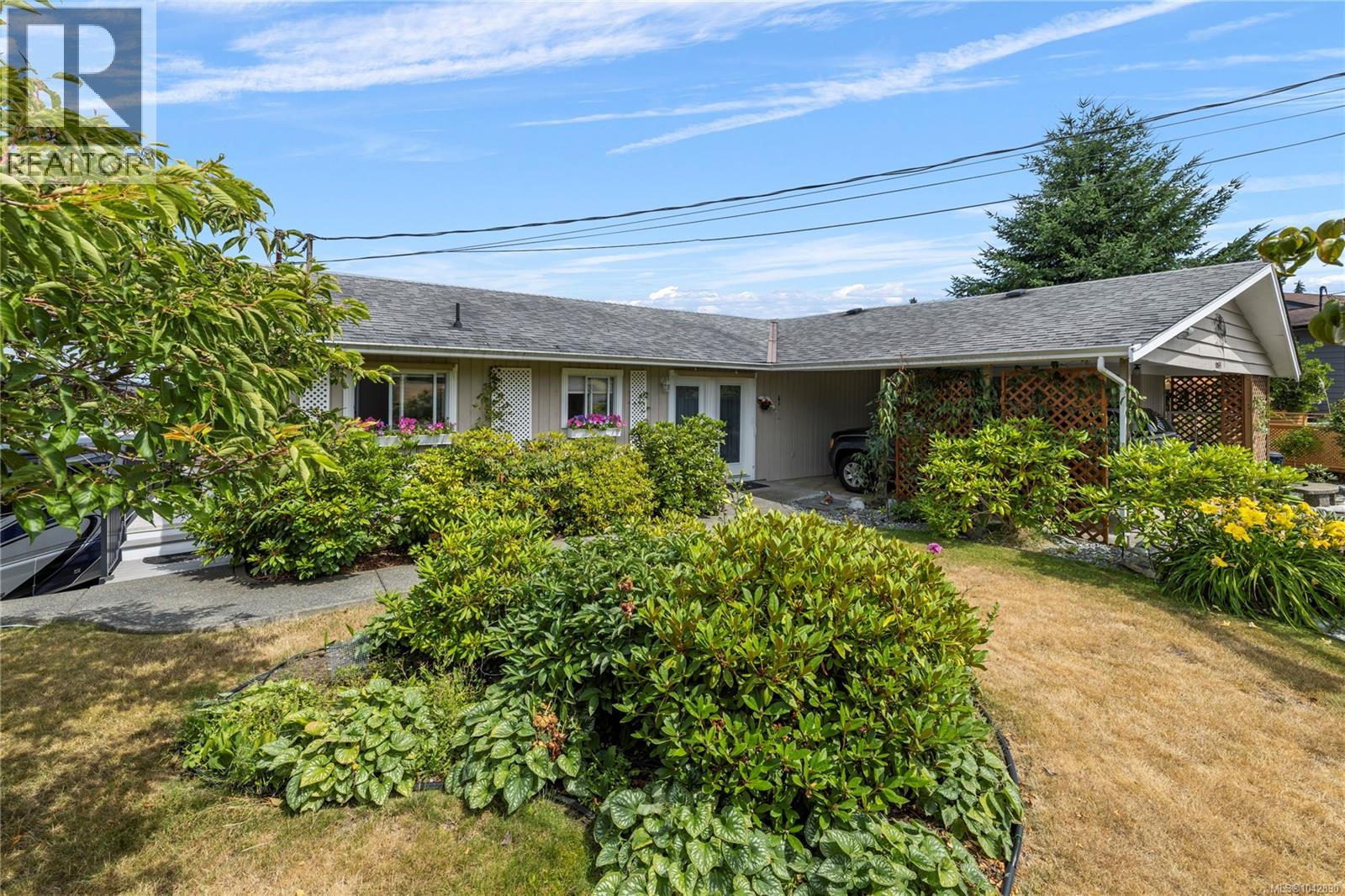 10843 Grandview Rd, Saltair, British Columbia  V9G 1Z7 - Photo 2 - 1042890