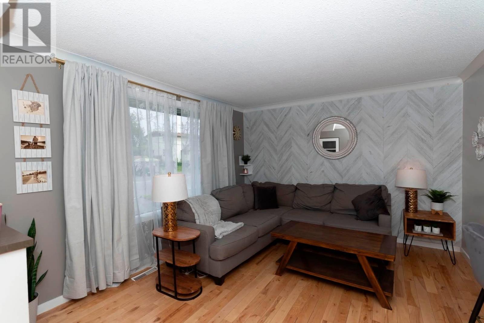 473 Tupper St, Thunder Bay, Ontario  P7A 3Z5 - Photo 2 - TB2601780