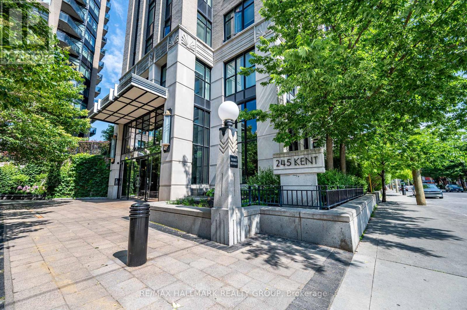 909 - 245 KENT STREET, Ottawa