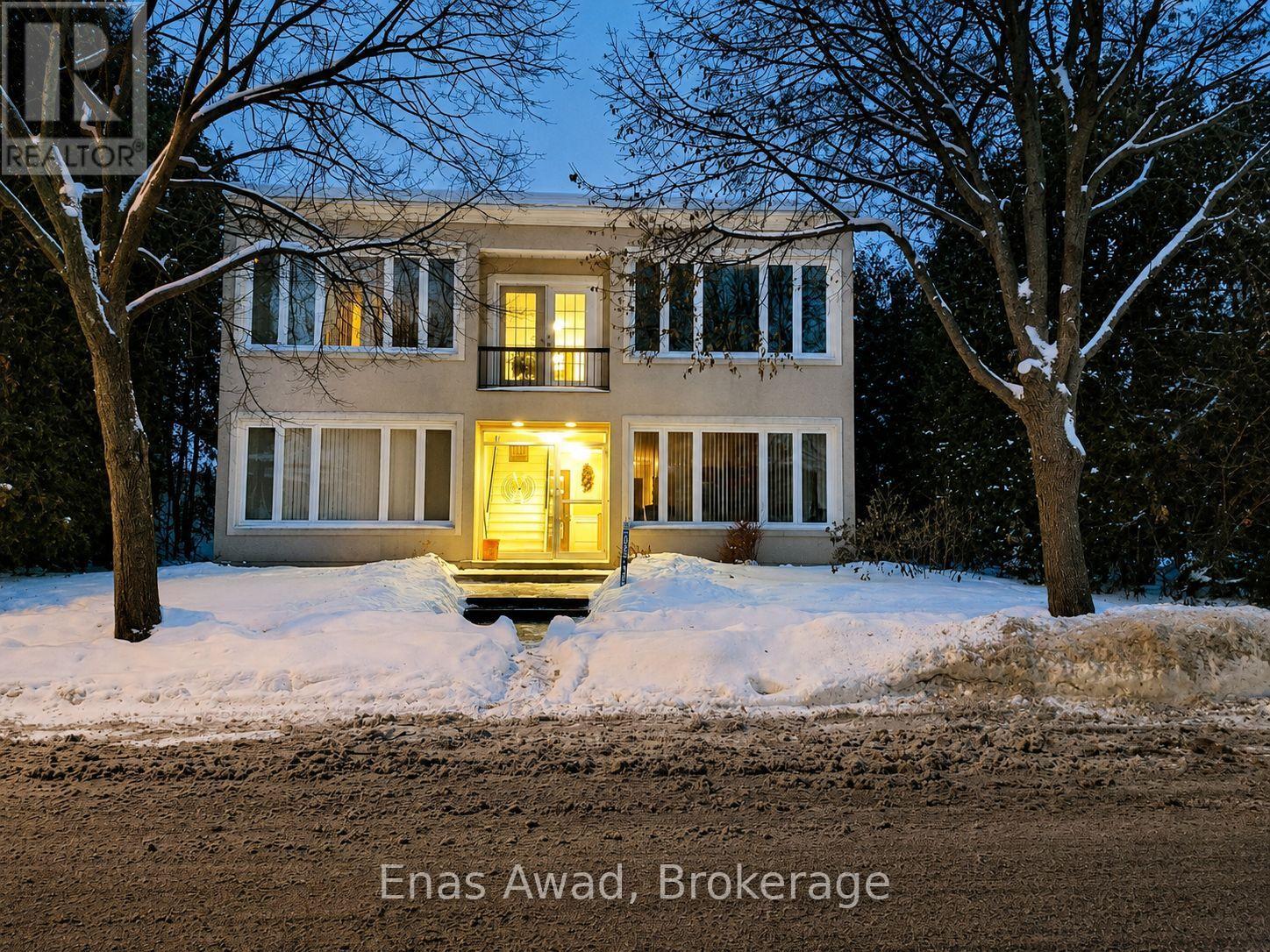 9 - 111 Crichton Street, Ottawa, Ontario  K1M 1V8 - Photo 2 - X13558188