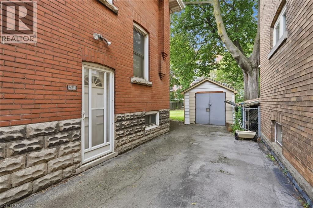 24 Cliff Avenue, Hamilton, Ontario  L8V 2R9 - Photo 41 - 40846213