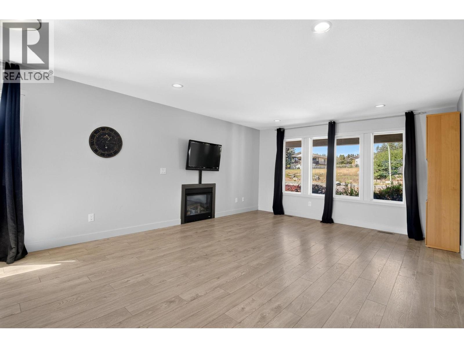 245 Arab Road, Kelowna, British Columbia  V1V 2G8 - Photo 6 - 10393894