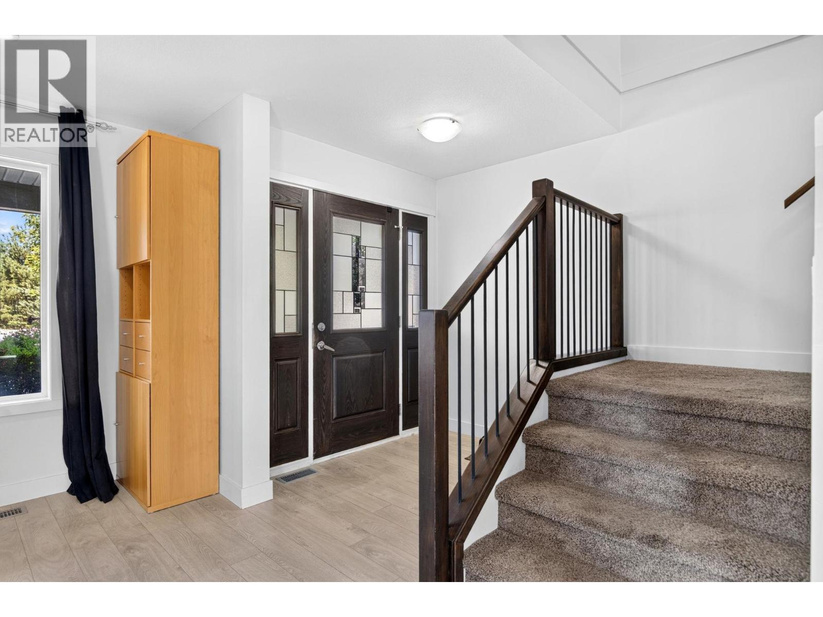 245 Arab Road, Kelowna, British Columbia  V1V 2G8 - Photo 5 - 10393894